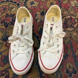 Women’s Low Top Converse